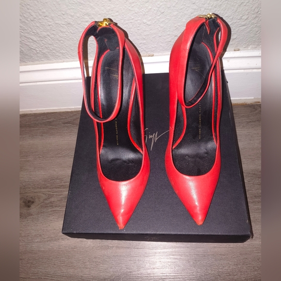 Giuseppe Zanotti Shoes - Giuseppe Zanotti Vibrant Red Heels